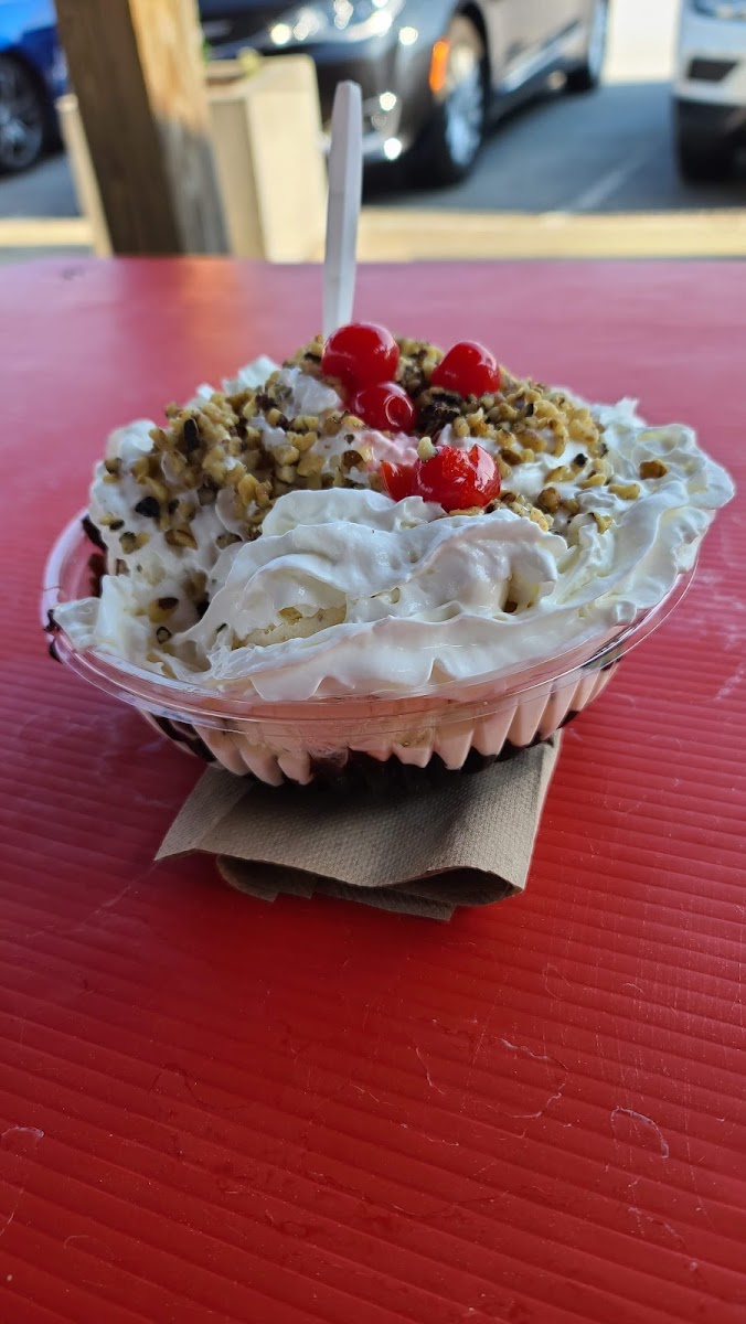 The Original Johnson's Dairy Bar At Northwoods Brewing Company-9